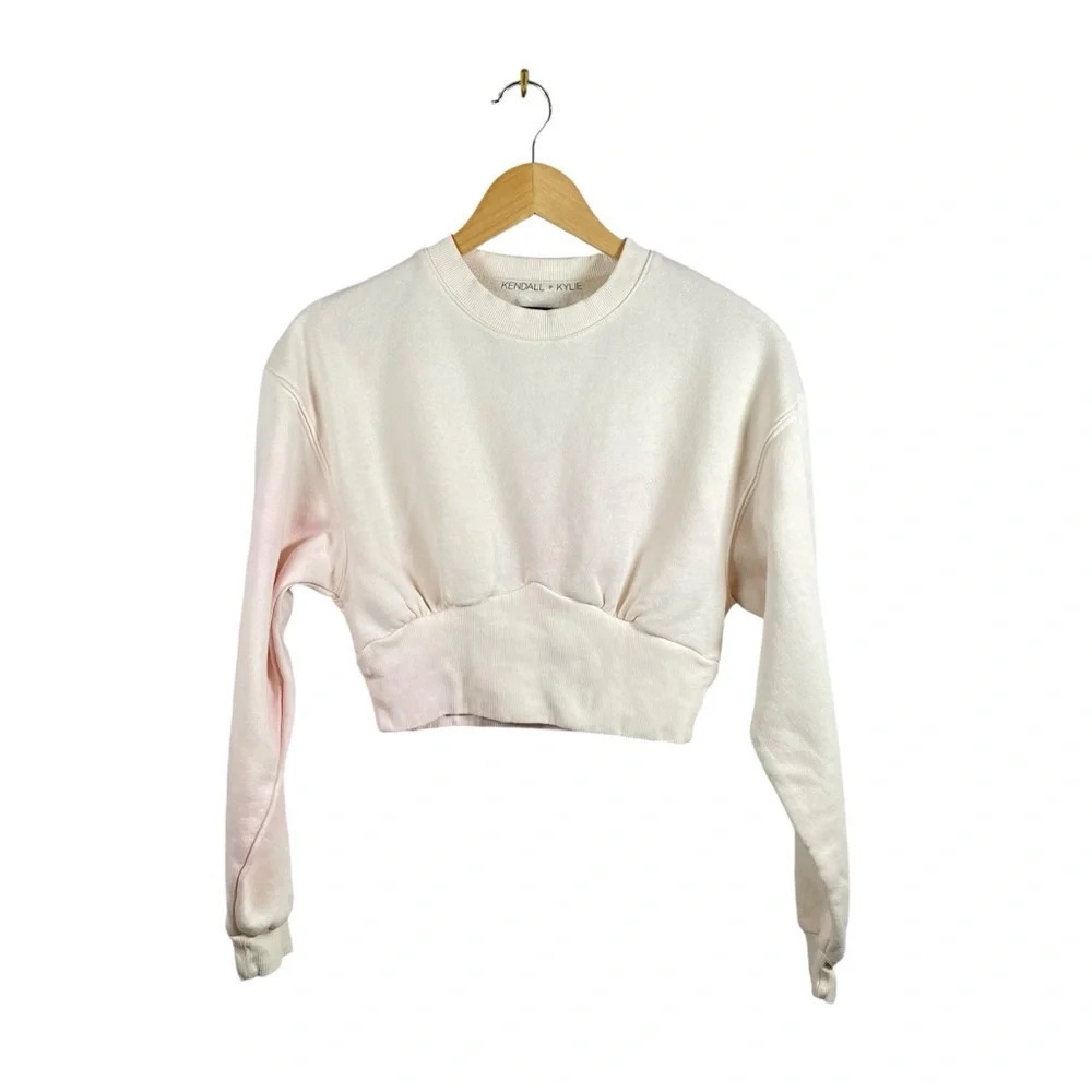 Kendall & Kylie Cropped Tie Dye Crewneck Sweatshirt in Ivory/Pink Size M